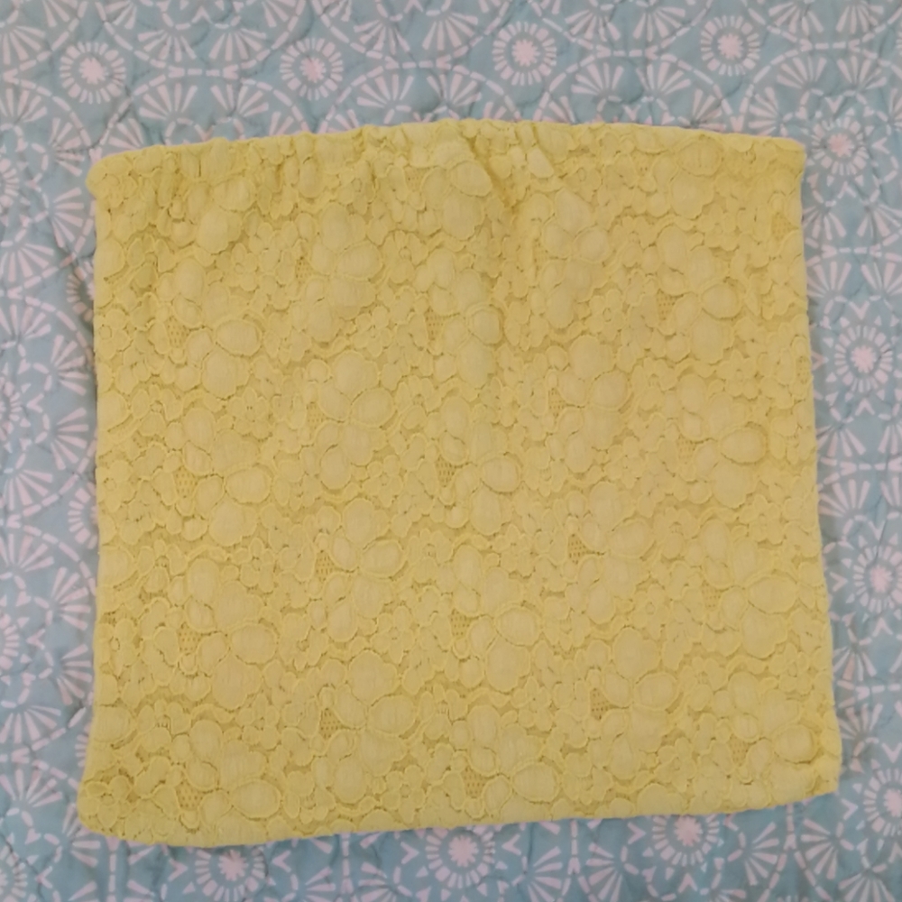 Forever 21💛💛Knit Tube Top Yellow 💛💛